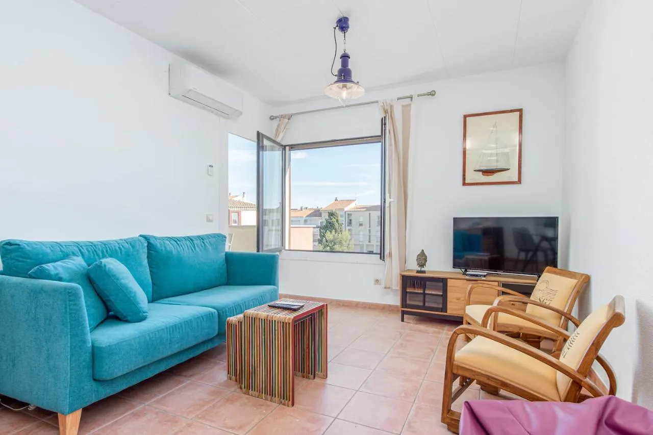 Empurialola- Apartamento en Empuriabrava con piscina y jardines en centro y cerca playa -158 0*,  España