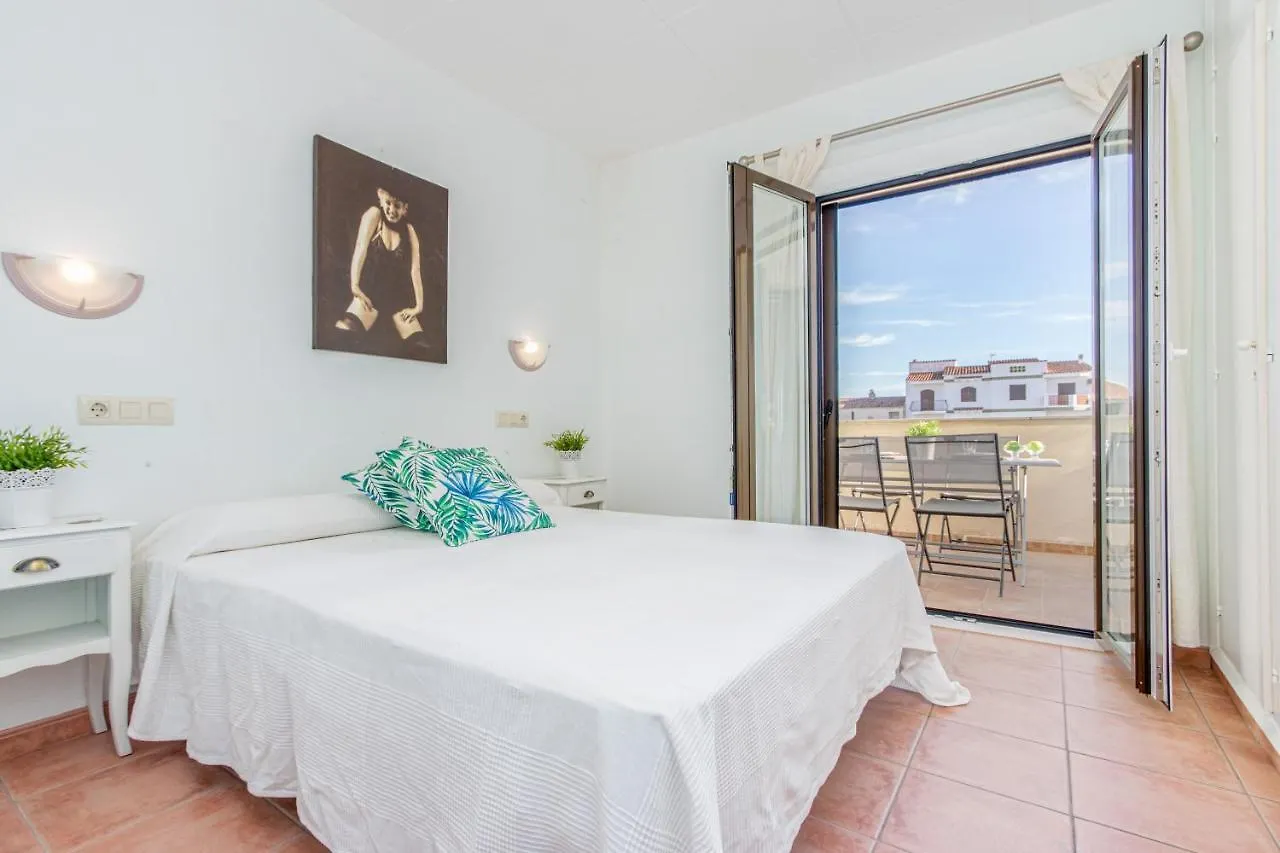 Empurialola- Apartamento en Empuriabrava con piscina y jardines en centro y cerca playa -158