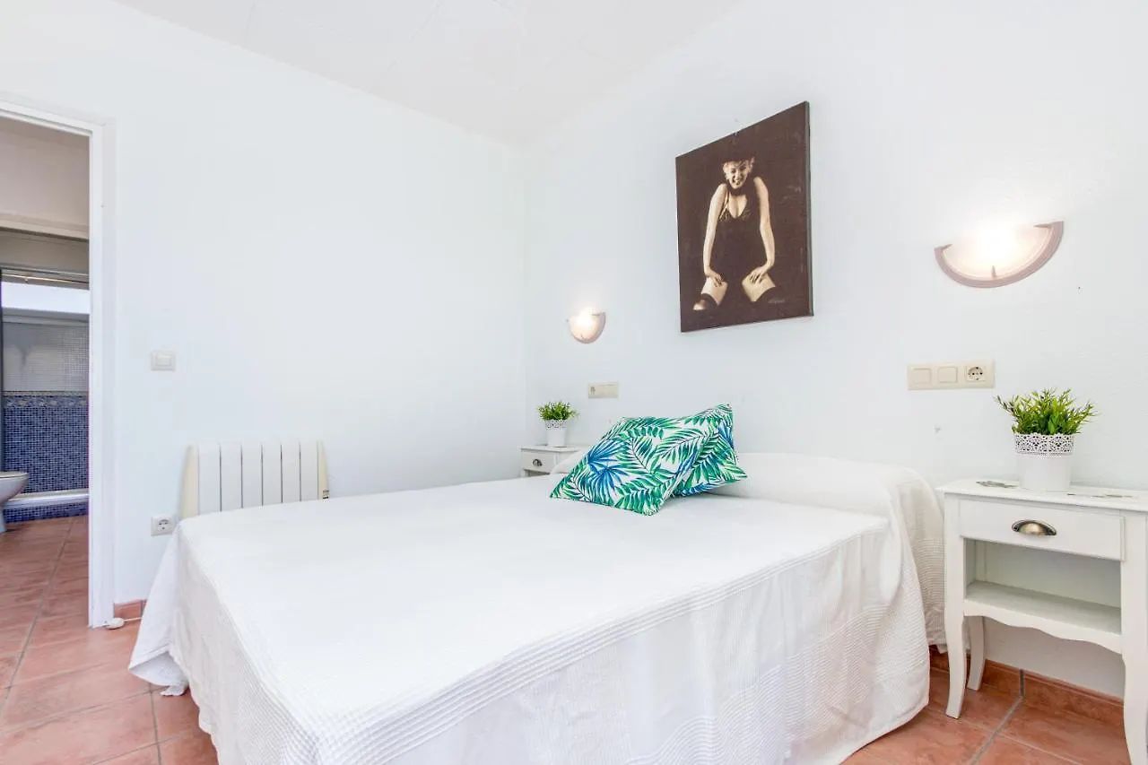Empurialola- Apartamento en Empuriabrava con piscina y jardines en centro y cerca playa -158 España